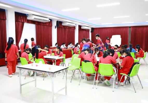 ภาพกิจกรรม   คณะวิทยาศาสตร์และเทคโนโลยี จัดกิจกรรมค่ายวิทยาศาสตร์สัญจร ปีการศึกษา 2565 ให้กับนักเรียนระดับชั้นมัธยมศึกษาตอนปลาย โรงเรียนพรานกระต่ายพิทยาคม