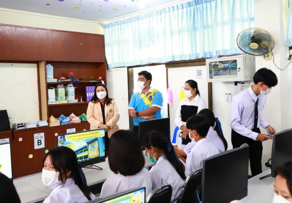 คณะวิทยาศาสตร์และเทคโนโลยี จัดกิจกรรมค่ายวิทยาศาสตร์สัญจร ปีการศึกษา 2565  โรงเรียนมัธยมพัชรกิติยาภา 2 กำแพงเพชร