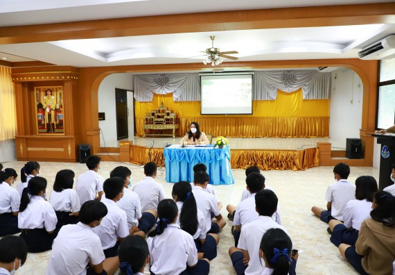 คณะวิทยาศาสตร์และเทคโนโลยี จัดกิจกรรมค่ายวิทยาศาสตร์สัญจร ปีการศึกษา 2565  โรงเรียนมัธยมพัชรกิติยาภา 2 กำแพงเพชร