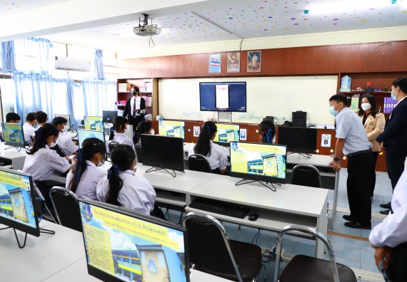 คณะวิทยาศาสตร์และเทคโนโลยี จัดกิจกรรมค่ายวิทยาศาสตร์สัญจร ปีการศึกษา 2565  โรงเรียนมัธยมพัชรกิติยาภา 2 กำแพงเพชร