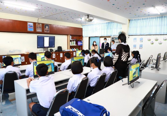 คณะวิทยาศาสตร์และเทคโนโลยี จัดกิจกรรมค่ายวิทยาศาสตร์สัญจร ปีการศึกษา 2565  โรงเรียนมัธยมพัชรกิติยาภา 2 กำแพงเพชร