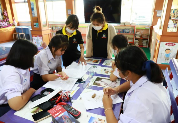 คณะวิทยาศาสตร์และเทคโนโลยี จัดกิจกรรมค่ายวิทยาศาสตร์สัญจร ปีการศึกษา 2565  โรงเรียนมัธยมพัชรกิติยาภา 2 กำแพงเพชร