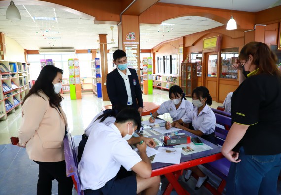 คณะวิทยาศาสตร์และเทคโนโลยี จัดกิจกรรมค่ายวิทยาศาสตร์สัญจร ปีการศึกษา 2565  โรงเรียนมัธยมพัชรกิติยาภา 2 กำแพงเพชร