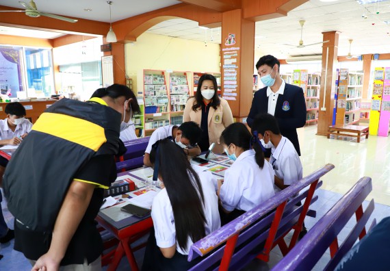 คณะวิทยาศาสตร์และเทคโนโลยี จัดกิจกรรมค่ายวิทยาศาสตร์สัญจร ปีการศึกษา 2565  โรงเรียนมัธยมพัชรกิติยาภา 2 กำแพงเพชร