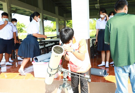 คณะวิทยาศาสตร์และเทคโนโลยี จัดกิจกรรมค่ายวิทยาศาสตร์สัญจร ปีการศึกษา 2565  โรงเรียนมัธยมพัชรกิติยาภา 2 กำแพงเพชร