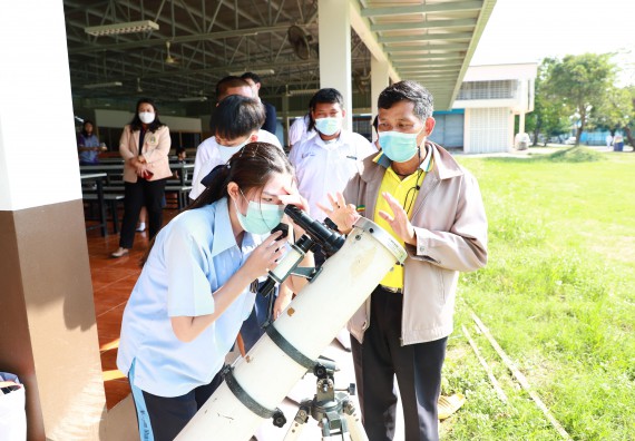 คณะวิทยาศาสตร์และเทคโนโลยี จัดกิจกรรมค่ายวิทยาศาสตร์สัญจร ปีการศึกษา 2565  โรงเรียนมัธยมพัชรกิติยาภา 2 กำแพงเพชร