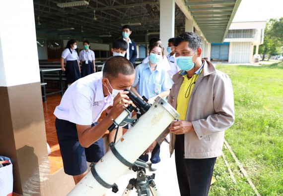 คณะวิทยาศาสตร์และเทคโนโลยี จัดกิจกรรมค่ายวิทยาศาสตร์สัญจร ปีการศึกษา 2565  โรงเรียนมัธยมพัชรกิติยาภา 2 กำแพงเพชร