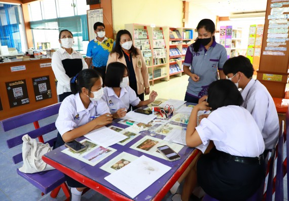 คณะวิทยาศาสตร์และเทคโนโลยี จัดกิจกรรมค่ายวิทยาศาสตร์สัญจร ปีการศึกษา 2565  โรงเรียนมัธยมพัชรกิติยาภา 2 กำแพงเพชร