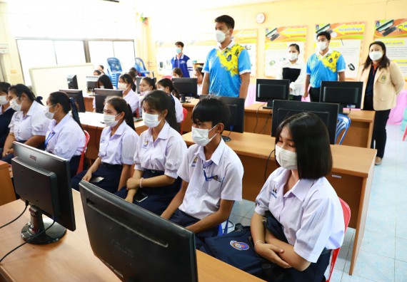 คณะวิทยาศาสตร์และเทคโนโลยี จัดกิจกรรมค่ายวิทยาศาสตร์สัญจร ปีการศึกษา 2565  โรงเรียนมัธยมพัชรกิติยาภา 2 กำแพงเพชร