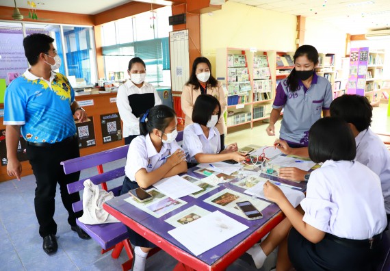 คณะวิทยาศาสตร์และเทคโนโลยี จัดกิจกรรมค่ายวิทยาศาสตร์สัญจร ปีการศึกษา 2565  โรงเรียนมัธยมพัชรกิติยาภา 2 กำแพงเพชร