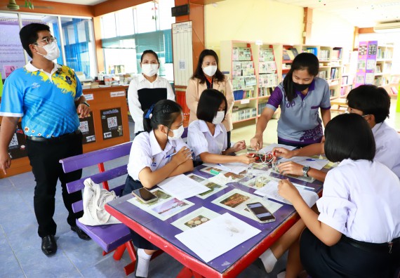 คณะวิทยาศาสตร์และเทคโนโลยี จัดกิจกรรมค่ายวิทยาศาสตร์สัญจร ปีการศึกษา 2565  โรงเรียนมัธยมพัชรกิติยาภา 2 กำแพงเพชร