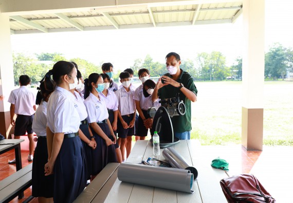 คณะวิทยาศาสตร์และเทคโนโลยี จัดกิจกรรมค่ายวิทยาศาสตร์สัญจร ปีการศึกษา 2565  โรงเรียนมัธยมพัชรกิติยาภา 2 กำแพงเพชร