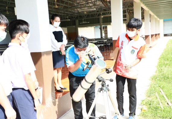 คณะวิทยาศาสตร์และเทคโนโลยี จัดกิจกรรมค่ายวิทยาศาสตร์สัญจร ปีการศึกษา 2565  โรงเรียนมัธยมพัชรกิติยาภา 2 กำแพงเพชร