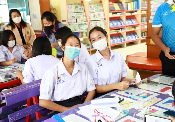 คณะวิทยาศาสตร์และเทคโนโลยี จัดกิจกรรมค่ายวิทยาศาสตร์สัญจร ปีการศึกษา 2565  โรงเรียนมัธยมพัชรกิติยาภา 2 กำแพงเพชร