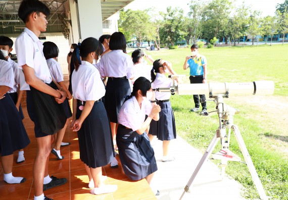 คณะวิทยาศาสตร์และเทคโนโลยี จัดกิจกรรมค่ายวิทยาศาสตร์สัญจร ปีการศึกษา 2565  โรงเรียนมัธยมพัชรกิติยาภา 2 กำแพงเพชร