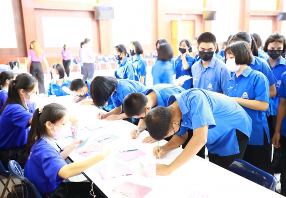 ภาพกิจกรรม  คณะวิทยาศาสตร์และเทคโนโลยี จัดกิจกรรมค่ายวิทยาศาสตร์เทคโนโลยีและดาราศาสตร์  โรงเรียนราชประชานุเคราะห์ 55