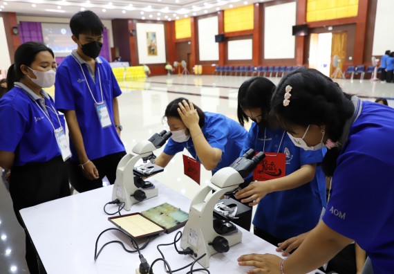 ภาพกิจกรรม  คณะวิทยาศาสตร์และเทคโนโลยี จัดกิจกรรมค่ายวิทยาศาสตร์เทคโนโลยีและดาราศาสตร์  โรงเรียนราชประชานุเคราะห์ 55