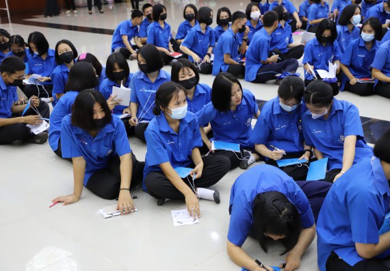 ภาพกิจกรรม  คณะวิทยาศาสตร์และเทคโนโลยี จัดกิจกรรมค่ายวิทยาศาสตร์เทคโนโลยีและดาราศาสตร์  โรงเรียนราชประชานุเคราะห์ 55