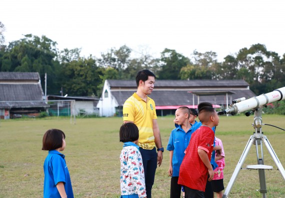 ภาพกิจกรรม  คณะวิทยาศาสตร์และเทคโนโลยี จัดกิจกรรมค่ายวิทยาศาสตร์เทคโนโลยีและดาราศาสตร์  โรงเรียนราชประชานุเคราะห์ 55