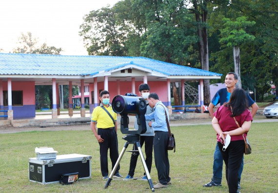 ภาพกิจกรรม  คณะวิทยาศาสตร์และเทคโนโลยี จัดกิจกรรมค่ายวิทยาศาสตร์เทคโนโลยีและดาราศาสตร์  โรงเรียนราชประชานุเคราะห์ 55