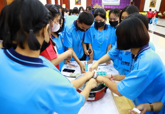 ภาพกิจกรรม  คณะวิทยาศาสตร์และเทคโนโลยี จัดกิจกรรมค่ายวิทยาศาสตร์เทคโนโลยีและดาราศาสตร์  โรงเรียนราชประชานุเคราะห์ 55