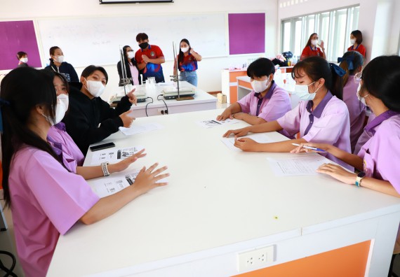 ภาพกิจกรรม  คณะวิทยาศาสตร์และเทคโนโลยี จัดกิจกรรมค่ายวิทยาศาสตร์สัญจร ปีการศึกษา 2565  โรงเรียนคลองขลุงราษฎร์รังสรรค์