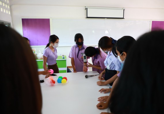 ภาพกิจกรรม  คณะวิทยาศาสตร์และเทคโนโลยี จัดกิจกรรมค่ายวิทยาศาสตร์สัญจร ปีการศึกษา 2565  โรงเรียนคลองขลุงราษฎร์รังสรรค์