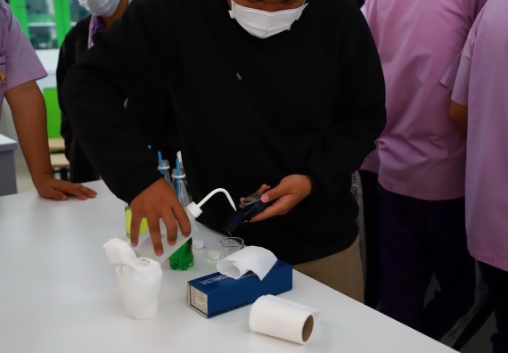 ภาพกิจกรรม  คณะวิทยาศาสตร์และเทคโนโลยี จัดกิจกรรมค่ายวิทยาศาสตร์สัญจร ปีการศึกษา 2565  โรงเรียนคลองขลุงราษฎร์รังสรรค์