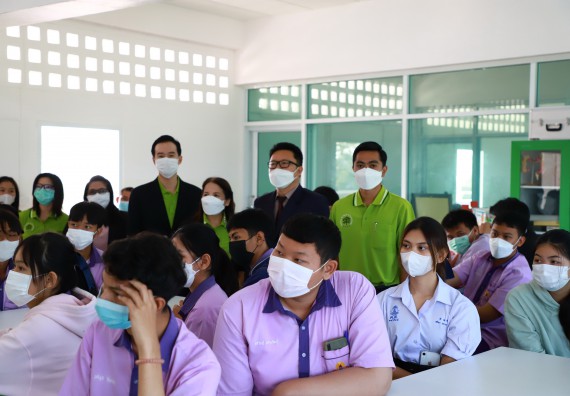 ภาพกิจกรรม  คณะวิทยาศาสตร์และเทคโนโลยี จัดกิจกรรมค่ายวิทยาศาสตร์สัญจร ปีการศึกษา 2565  โรงเรียนคลองขลุงราษฎร์รังสรรค์