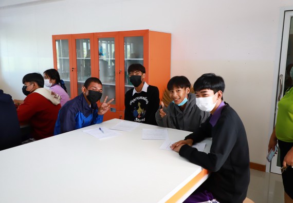 ภาพกิจกรรม  คณะวิทยาศาสตร์และเทคโนโลยี จัดกิจกรรมค่ายวิทยาศาสตร์สัญจร ปีการศึกษา 2565  โรงเรียนคลองขลุงราษฎร์รังสรรค์