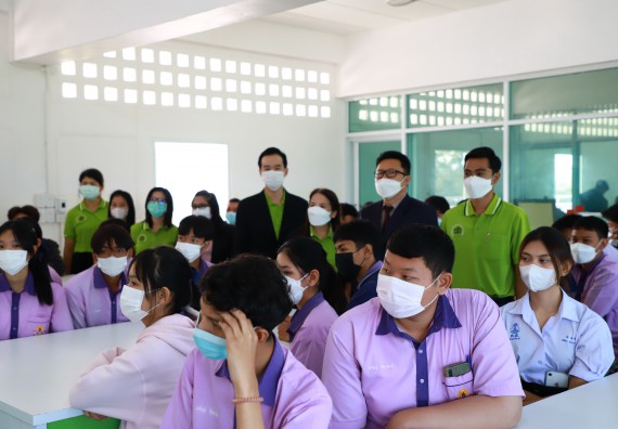 ภาพกิจกรรม  คณะวิทยาศาสตร์และเทคโนโลยี จัดกิจกรรมค่ายวิทยาศาสตร์สัญจร ปีการศึกษา 2565  โรงเรียนคลองขลุงราษฎร์รังสรรค์