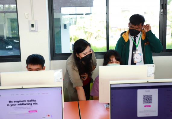 ภาพกิจกรรม  คณะวิทยาศาสตร์และเทคโนโลยี จัดกิจกรรมค่ายวิทยาศาสตร์สัญจร ปีการศึกษา 2565  โรงเรียนคลองขลุงราษฎร์รังสรรค์