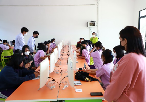 ภาพกิจกรรม  คณะวิทยาศาสตร์และเทคโนโลยี จัดกิจกรรมค่ายวิทยาศาสตร์สัญจร ปีการศึกษา 2565  โรงเรียนคลองขลุงราษฎร์รังสรรค์