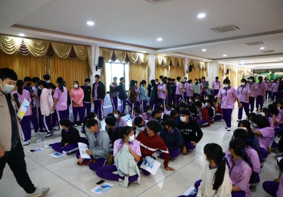 ภาพกิจกรรม  คณะวิทยาศาสตร์และเทคโนโลยี จัดกิจกรรมค่ายวิทยาศาสตร์สัญจร ปีการศึกษา 2565  โรงเรียนคลองขลุงราษฎร์รังสรรค์