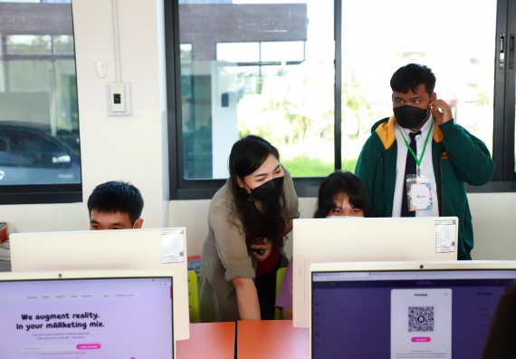 ภาพกิจกรรม  คณะวิทยาศาสตร์และเทคโนโลยี จัดกิจกรรมค่ายวิทยาศาสตร์สัญจร ปีการศึกษา 2565  โรงเรียนคลองขลุงราษฎร์รังสรรค์