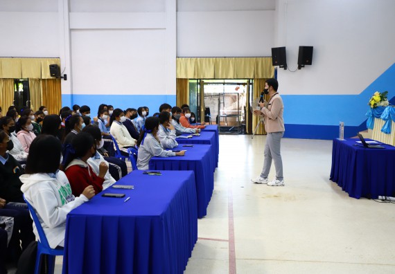 ภาพกิจกรรม  คณะวิทยาศาสตร์และเทคโนโลยี จัดกิจกรรมค่ายวิทยาศาสตร์สัญจร  โรงเรียนพิไกรวิทยา