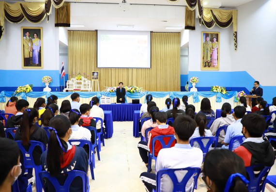 ภาพกิจกรรม  คณะวิทยาศาสตร์และเทคโนโลยี จัดกิจกรรมค่ายวิทยาศาสตร์สัญจร  โรงเรียนพิไกรวิทยา