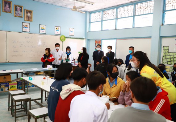 ภาพกิจกรรม  คณะวิทยาศาสตร์และเทคโนโลยี จัดกิจกรรมค่ายวิทยาศาสตร์สัญจร  โรงเรียนพิไกรวิทยา