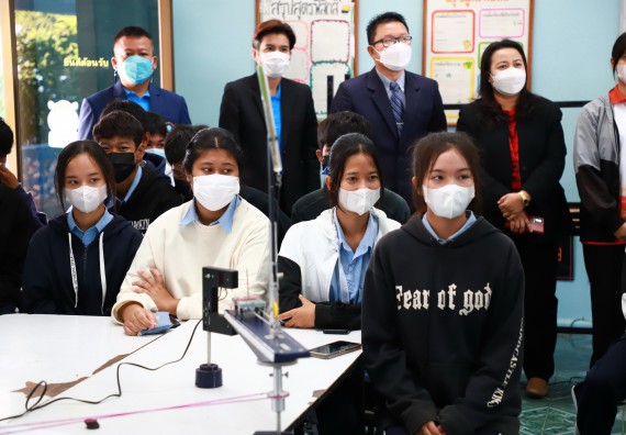 ภาพกิจกรรม  คณะวิทยาศาสตร์และเทคโนโลยี จัดกิจกรรมค่ายวิทยาศาสตร์สัญจร  โรงเรียนพิไกรวิทยา