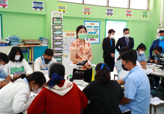 ภาพกิจกรรม  คณะวิทยาศาสตร์และเทคโนโลยี จัดกิจกรรมค่ายวิทยาศาสตร์สัญจร  โรงเรียนพิไกรวิทยา