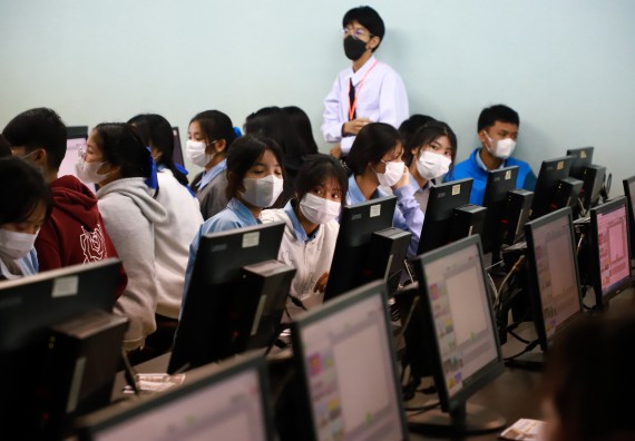 ภาพกิจกรรม  คณะวิทยาศาสตร์และเทคโนโลยี จัดกิจกรรมค่ายวิทยาศาสตร์สัญจร  โรงเรียนพิไกรวิทยา