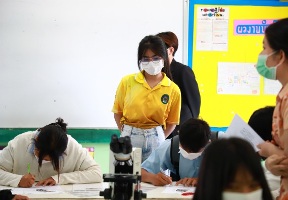 ภาพกิจกรรม  คณะวิทยาศาสตร์และเทคโนโลยี จัดกิจกรรมค่ายวิทยาศาสตร์สัญจร  โรงเรียนพิไกรวิทยา