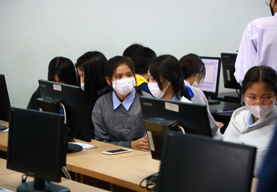 ภาพกิจกรรม  คณะวิทยาศาสตร์และเทคโนโลยี จัดกิจกรรมค่ายวิทยาศาสตร์สัญจร  โรงเรียนพิไกรวิทยา