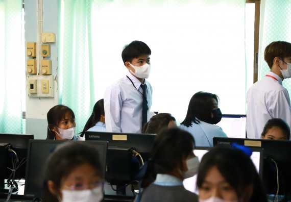 ภาพกิจกรรม  คณะวิทยาศาสตร์และเทคโนโลยี จัดกิจกรรมค่ายวิทยาศาสตร์สัญจร  โรงเรียนพิไกรวิทยา