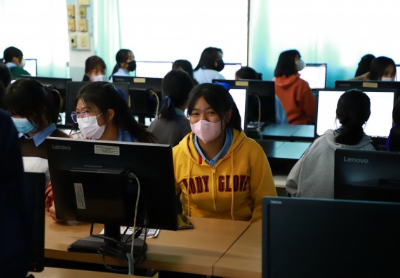 ภาพกิจกรรม  คณะวิทยาศาสตร์และเทคโนโลยี จัดกิจกรรมค่ายวิทยาศาสตร์สัญจร  โรงเรียนพิไกรวิทยา