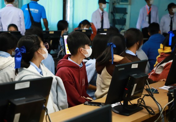 ภาพกิจกรรม  คณะวิทยาศาสตร์และเทคโนโลยี จัดกิจกรรมค่ายวิทยาศาสตร์สัญจร  โรงเรียนพิไกรวิทยา