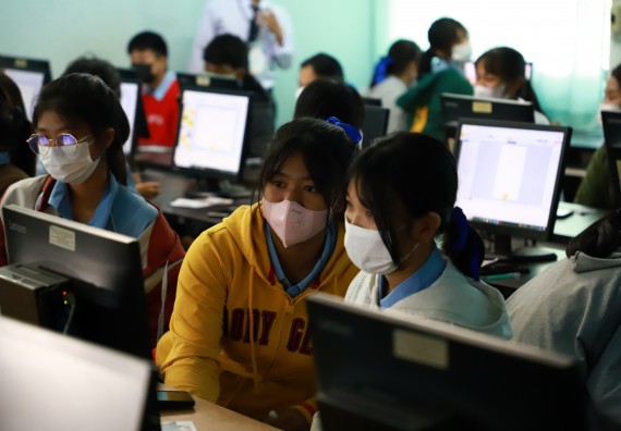 ภาพกิจกรรม  คณะวิทยาศาสตร์และเทคโนโลยี จัดกิจกรรมค่ายวิทยาศาสตร์สัญจร  โรงเรียนพิไกรวิทยา