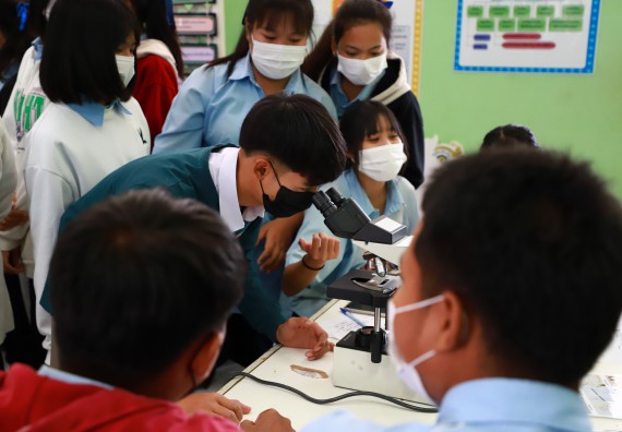 ภาพกิจกรรม  คณะวิทยาศาสตร์และเทคโนโลยี จัดกิจกรรมค่ายวิทยาศาสตร์สัญจร  โรงเรียนพิไกรวิทยา