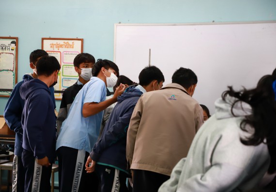 ภาพกิจกรรม  คณะวิทยาศาสตร์และเทคโนโลยี จัดกิจกรรมค่ายวิทยาศาสตร์สัญจร  โรงเรียนพิไกรวิทยา