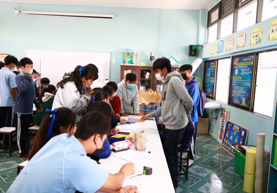 ภาพกิจกรรม  คณะวิทยาศาสตร์และเทคโนโลยี จัดกิจกรรมค่ายวิทยาศาสตร์สัญจร  โรงเรียนพิไกรวิทยา